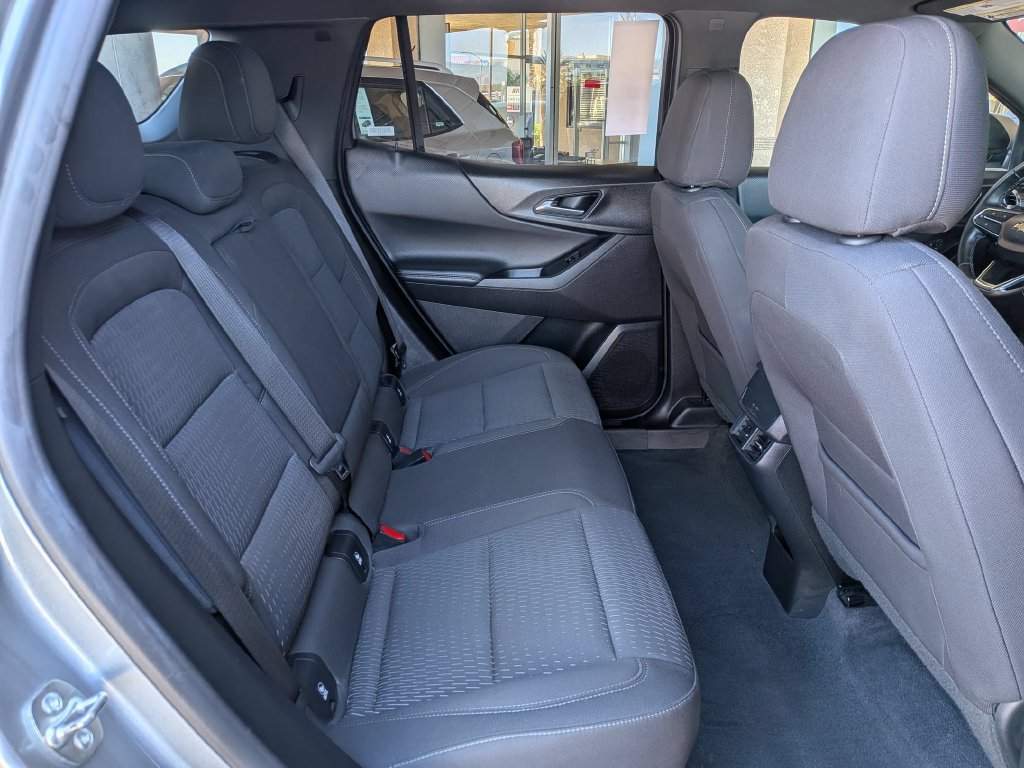 Used 2026 Chevrolet Equinox LT AWD/4WD image 26