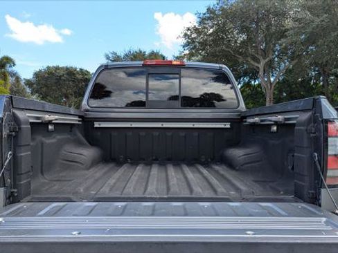 Used 2022 Nissan Frontier SV image 18