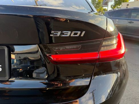 Used 2021 BMW 330i Sedan w/ Driving Assistance Package RWD image 28