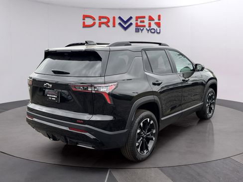 New 2026 Chevrolet Equinox RS w/ Convenience Package III FWD image 9
