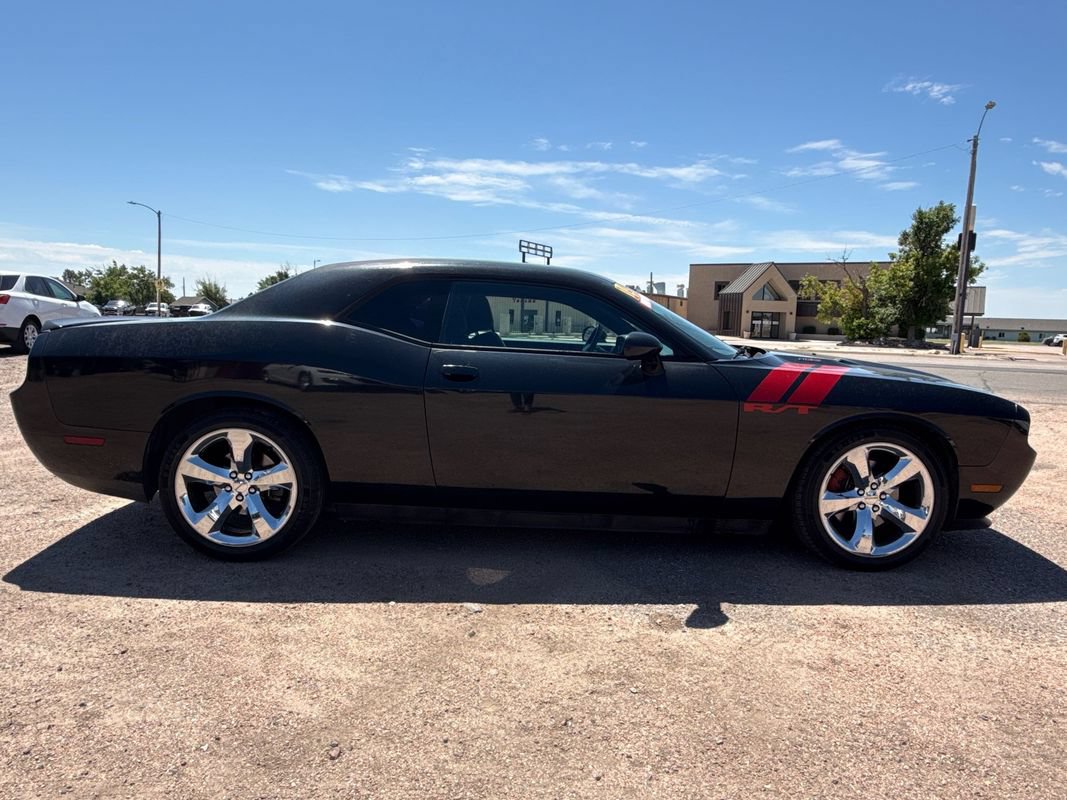 Used 2014 Dodge Challenger R/T w/ Sound Group II RWD image 8
