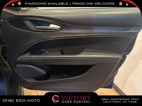 Used 2018 Alfa Romeo Stelvio AWD image 12