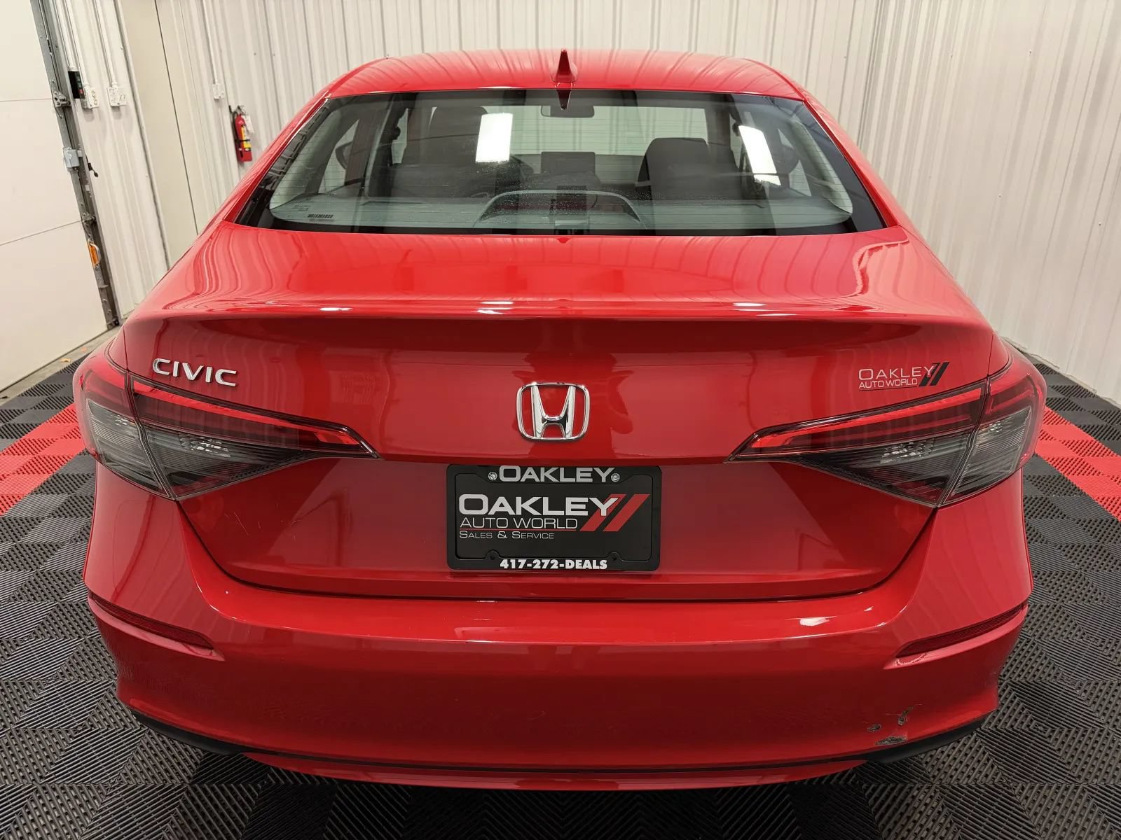 Used 2023 Honda Civic LX image 3