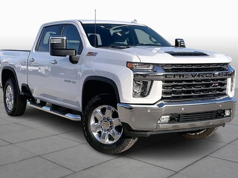 Certified 2021 Chevrolet Silverado 2500 LTZ w/ LTZ Premium Package image 3