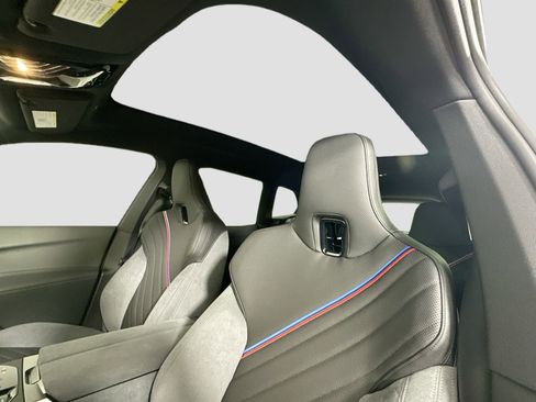 New 2026 BMW iX xDrive60 w/ M Sport Package image 23