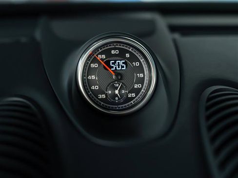 Certified 2025 Porsche 718 Cayman image 28