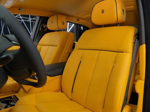 Used 2026 Rolls-Royce Phantom Sedan RWD image 23