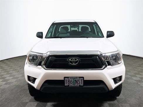 Used 2015 Toyota Tacoma PreRunner image 3