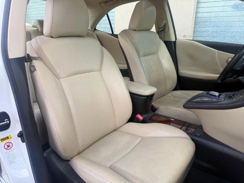Used 2010 Lexus HS 250h 4dr Sdn Hybrid image 15