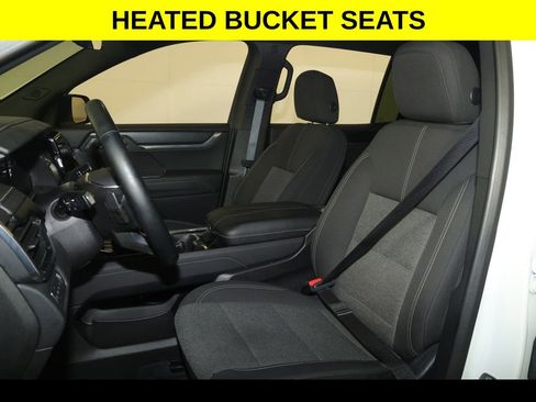 Used 2025 GMC Acadia Elevation image 3