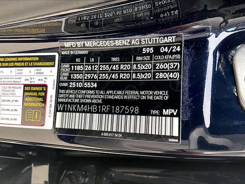 Used 2024 Mercedes-Benz GLC 300 GLC 300 image 34