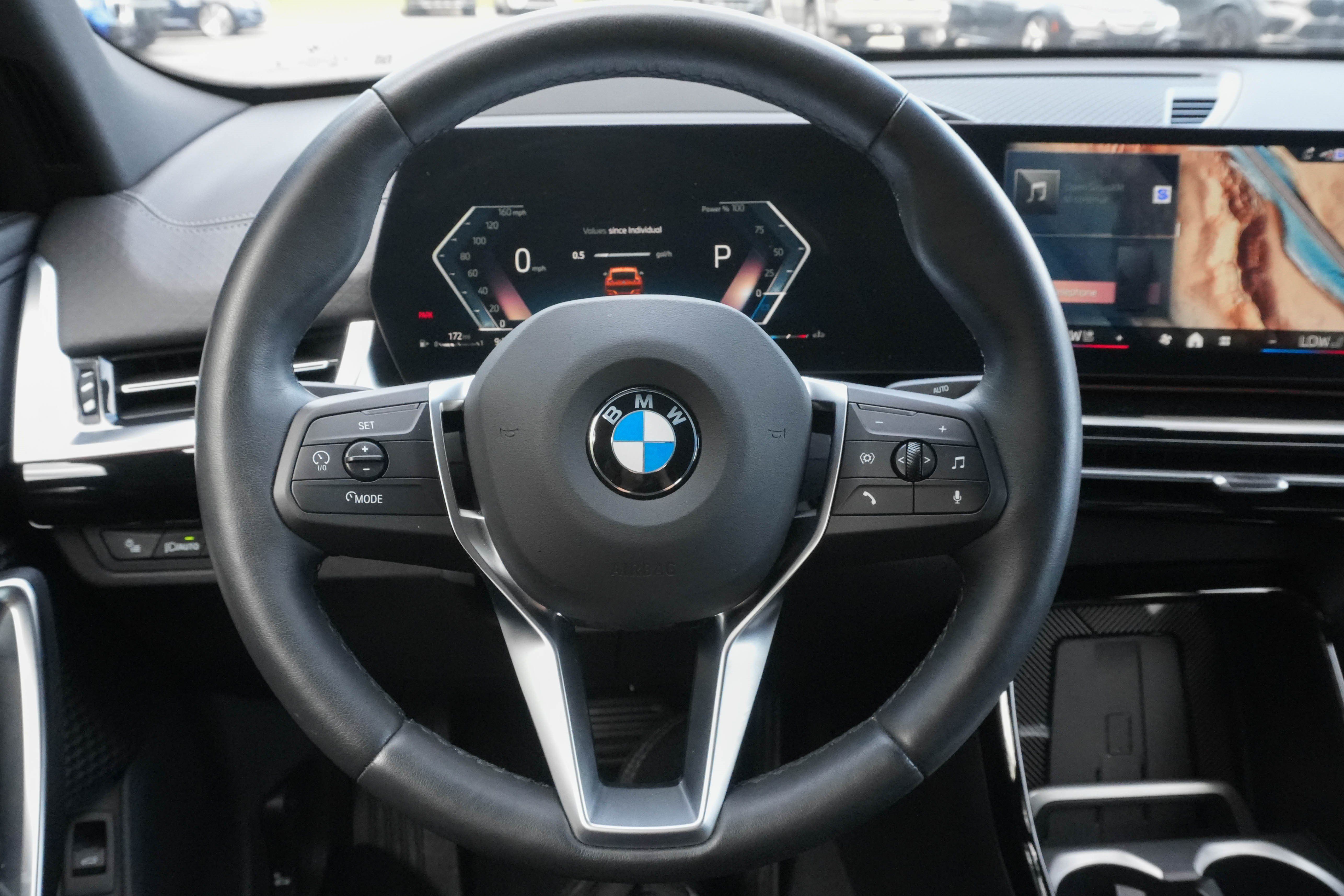Certified 2025 BMW X2 xDrive28i AWD/4WD image 17