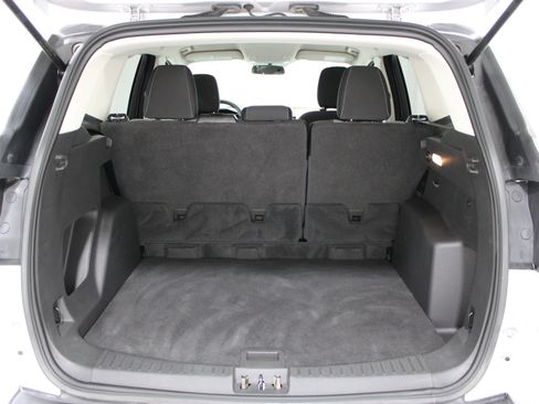 Used 2019 Ford Escape SE FWD image 32