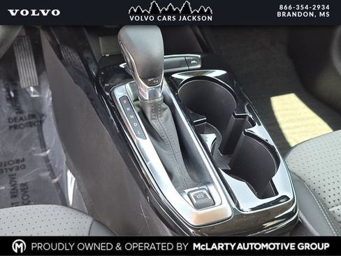 Used 2024 Chevrolet Trax LT w/ Driver Confidence Package FWD image 23