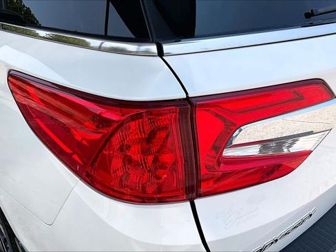 Used 2018 Honda Odyssey Elite image 29