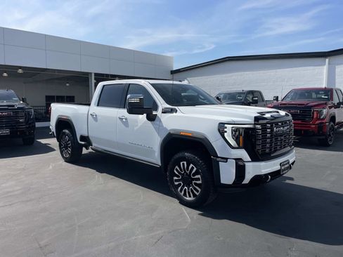 New 2026 GMC Sierra 2500 Denali Ultimate AWD/4WD image 8