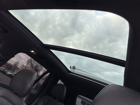 Used 2018 Volvo XC90 T5 R-Design w/ Convenience Package image 26