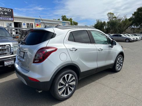 Used 2020 Buick Encore Essence AWD/4WD image 6