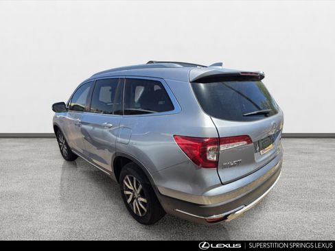 Used 2019 Honda Pilot EX image 4