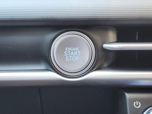 New 2026 Hyundai Tucson SE image 16