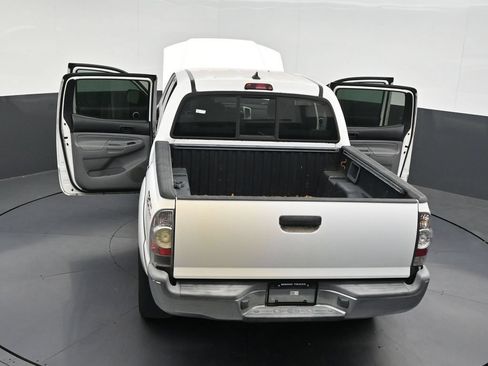 Used 2012 Toyota Tacoma PreRunner w/ SR5 Pkg RWD image 35