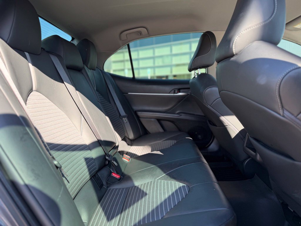 Used 2023 Toyota Camry SE FWD image 10