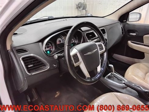 Used 2014 Chrysler 200 Limited w/ Sun/Sound Group FWD image 11