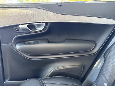 Used 2021 Volvo XC90 T6 Inscription w/ Protection Package Premier image 14