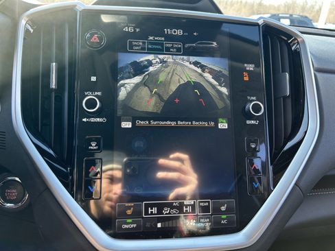 Used 2024 Subaru Ascent Limited image 13