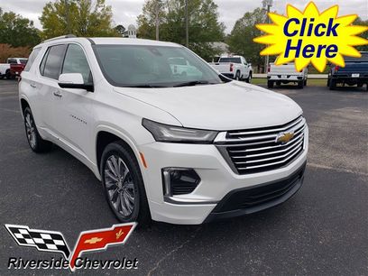 Used 2023 Chevrolet Traverse Premier