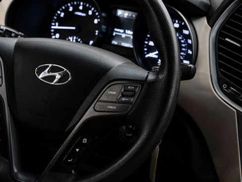 Used 2017 Hyundai Santa Fe Sport image 23