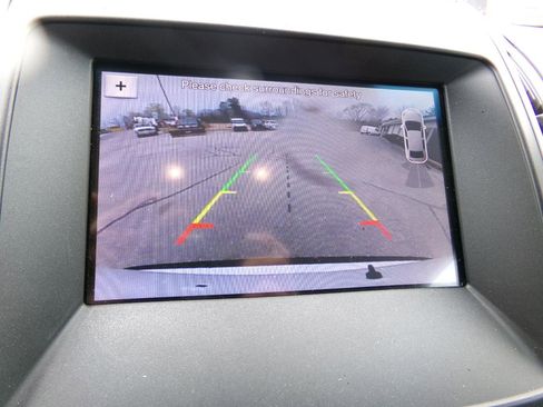 Used 2019 Ford Edge SEL FWD image 16
