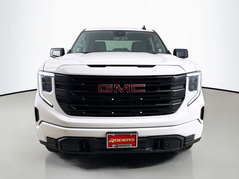 Used 2025 GMC Sierra 1500 Pro w/ Graphite Edition AWD/4WD image 2