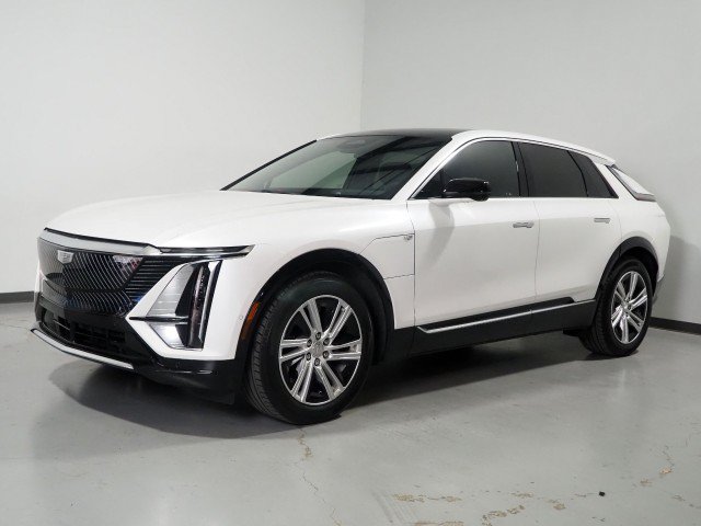 Used 2024 Cadillac Lyriq Tech w/ Driver Assist Package RWD image 10