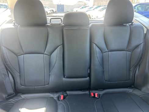 Used 2019 Subaru Forester Premium AWD/4WD image 34