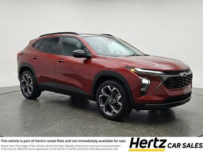 Used 2025 Chevrolet Trax LT