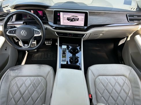 Used 2024 Volkswagen Atlas SEL Premium R-Line AWD/4WD image 14