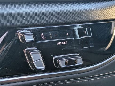 Used 2024 Jeep Grand Wagoneer L Series II w/ Quick Order Packagew 28T image 18