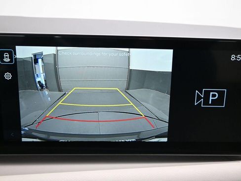 New 2025 Hyundai Tucson SE image 13