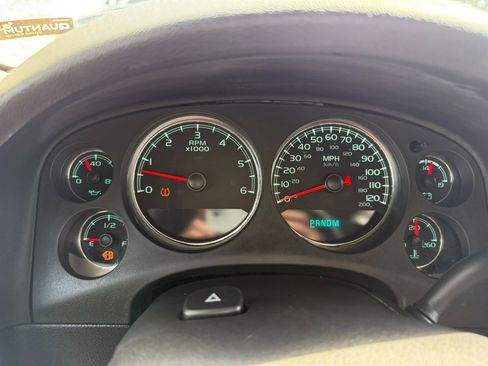 Used 2012 Chevrolet Tahoe LS image 36