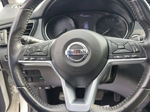 Used 2017 Nissan Rogue Sport SL w/ SL Premium Package image 13