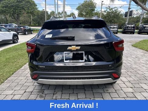Used 2024 Chevrolet Trax LT FWD image 35