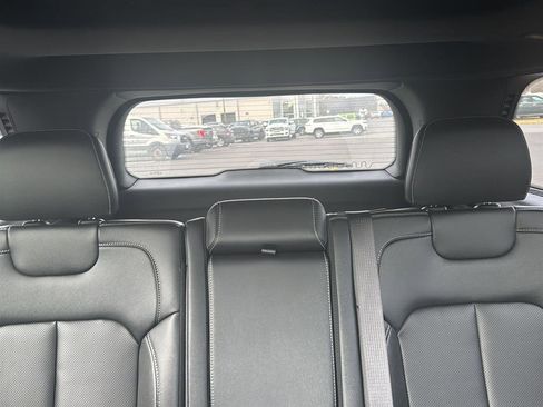 Used 2024 Jeep Grand Cherokee Limited 4xe image 18