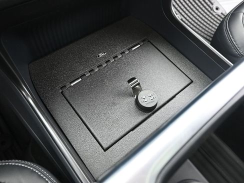 New 2026 Ford Expedition Max Platinum image 18