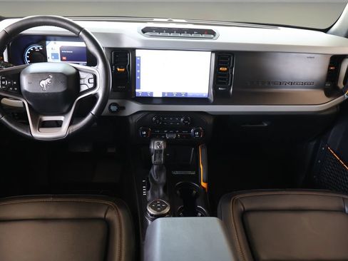 Used 2023 Ford Bronco Badlands AWD/4WD image 11