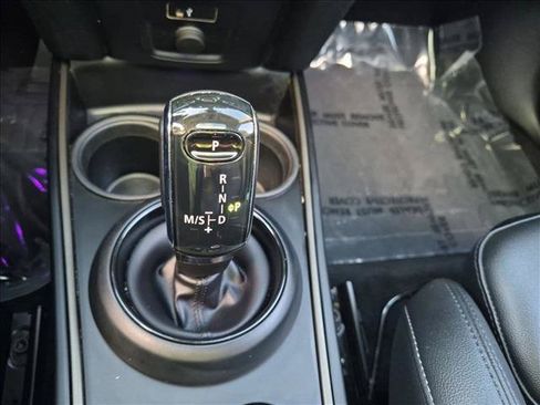 Used 2022 MINI Cooper Countryman S w/ Storage Package FWD image 12
