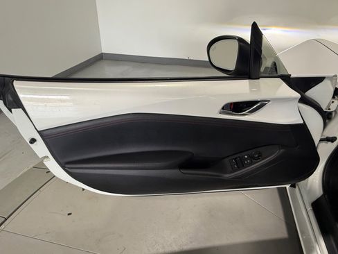 Used 2017 MAZDA MX-5 Miata RF Grand Touring RWD image 26