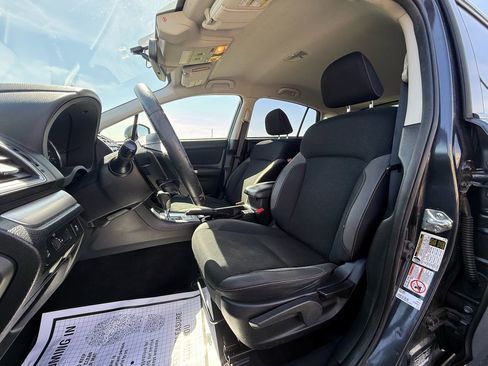 Used 2017 Subaru Crosstrek 2.0i Premium image 8