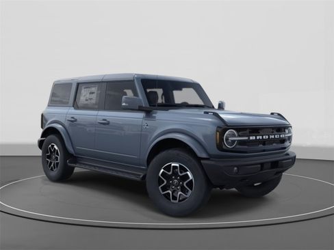 New 2025 Ford Bronco Outer Banks image 7