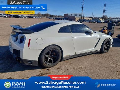 Used 2014 Nissan GT-R Track Edition AWD/4WD image 4
